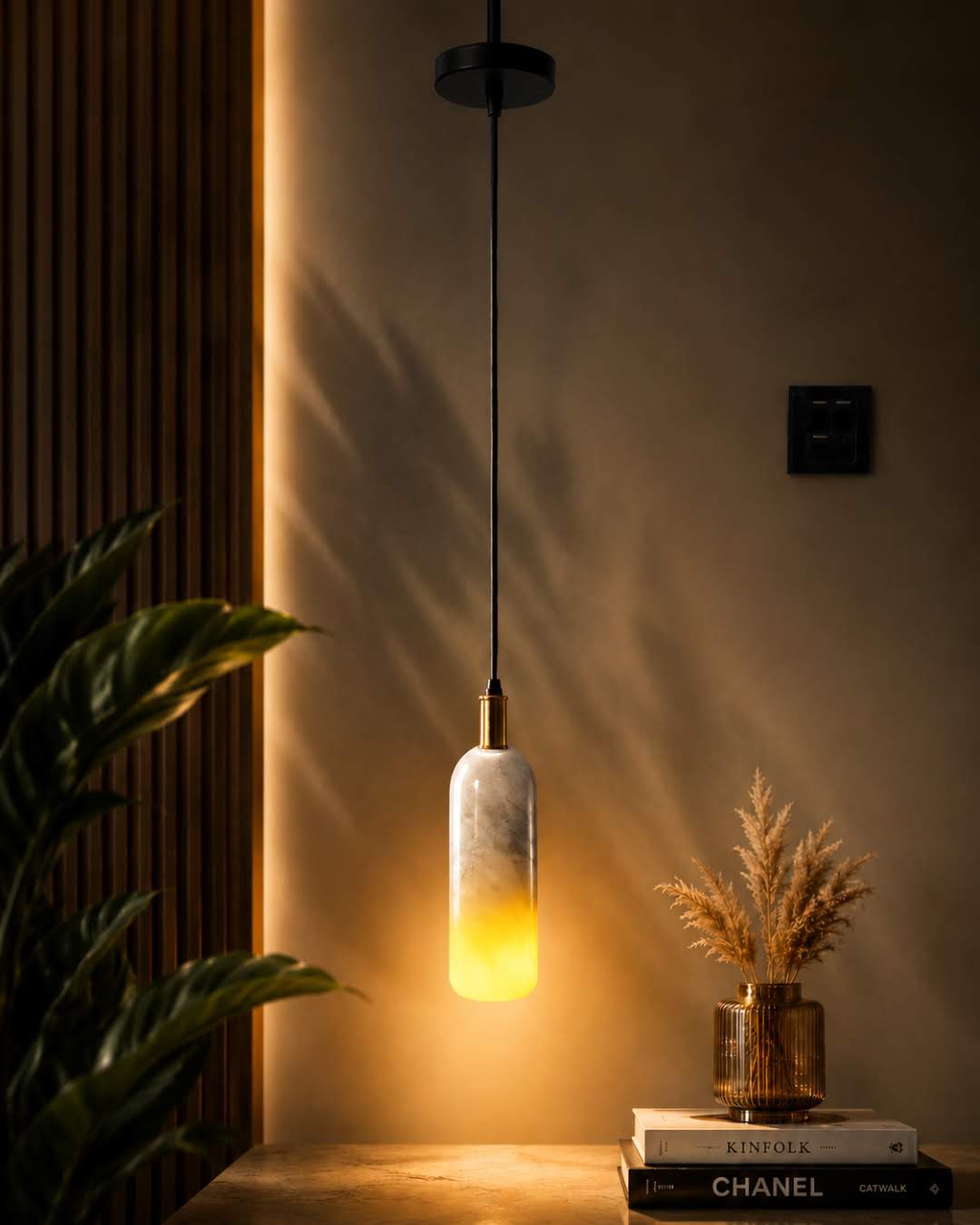 2 NIMBUS ALABASTER PENDANT LAMP - Image 1